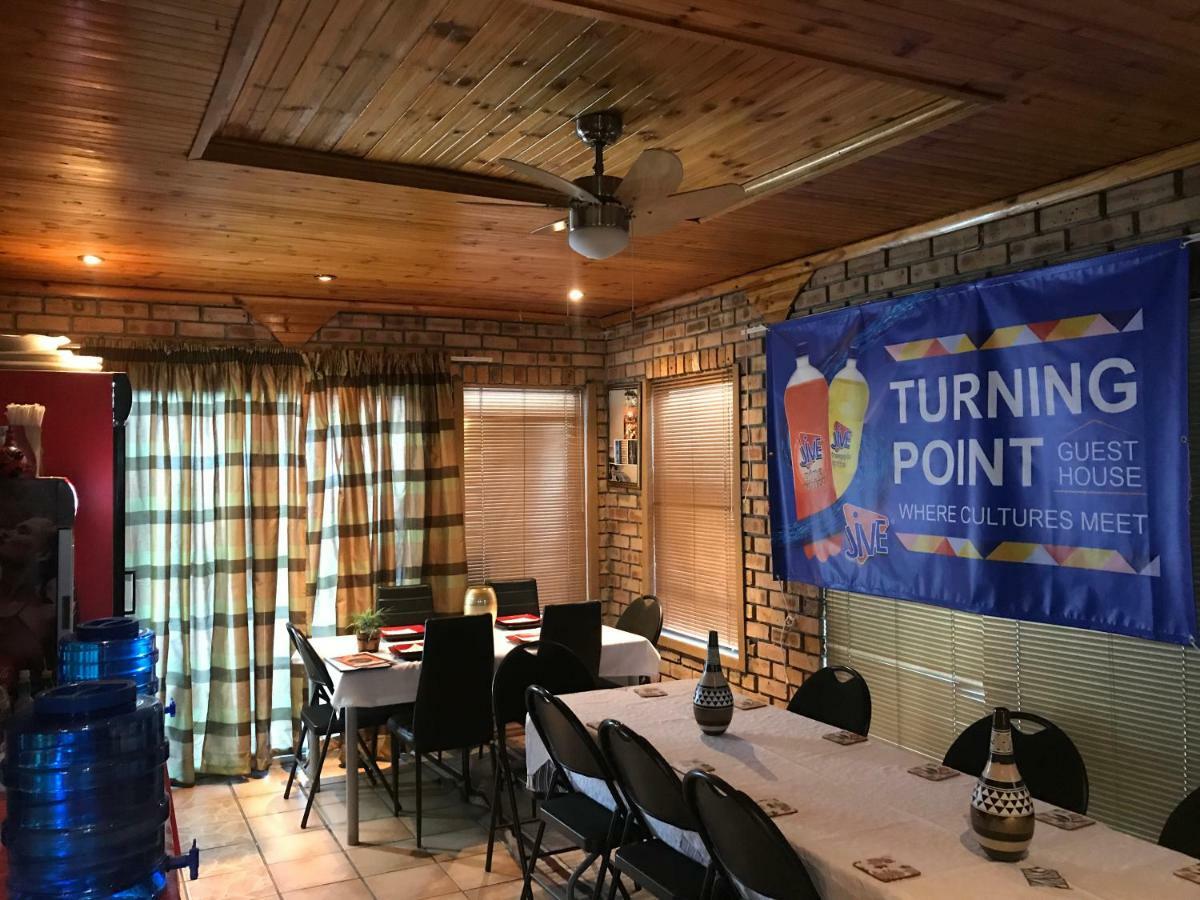 Couette-café Turning Point Le Cap